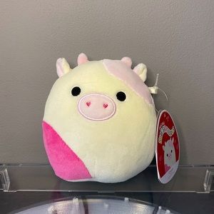 Caedyn the Cow 4.5" Valentines Day 2022 Squishmallow